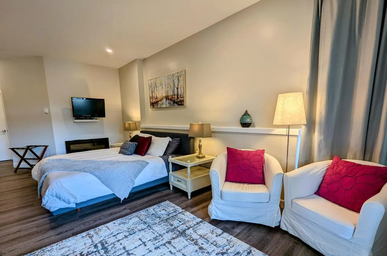 Maple Rise Guesthouse Duncan Bed & Breakfast